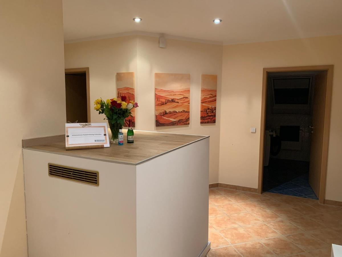 Ferienwohnung Oelzschau - Urlaub Im Leipziger Neuseenland Rotha Exterior photo